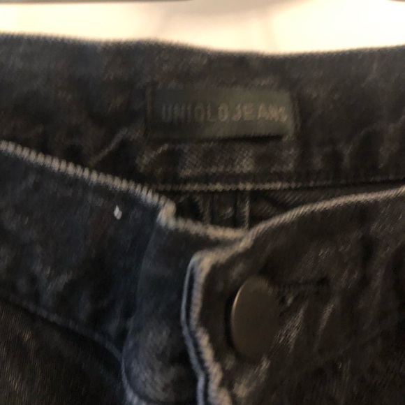 Uniqlo Jeans (hemmed) - Picture 3 of 4